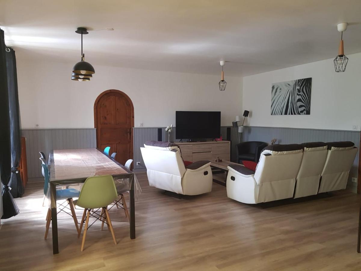 Maison D'Hotes "La Pierre Pointue" Saint-Leons Ngoại thất bức ảnh